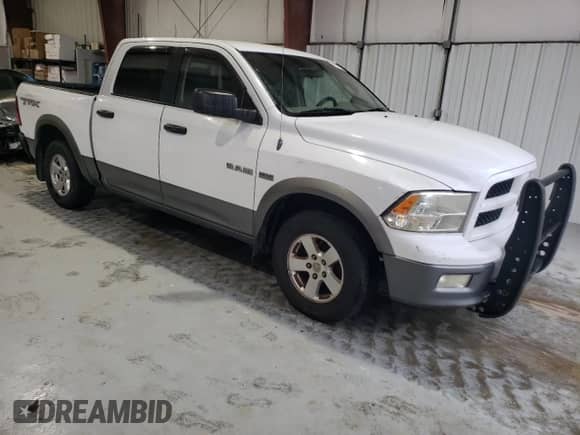 2010 Dodge 1500 SLT с VIN 1D7RB1CT5AS196557, выставлен на аукционе Copart как лот 70221664 с пробегом 251 645 миль миль и Чистый • Clean title. История ставок и продаж доступна на DreamBid. Изображение 4.