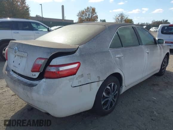 2007 Toyota Camry CE с VIN 4T1BE46K17U696313, выставлен на аукционе IAAI как лот 43521927 с пробегом 213 264 миль миль и . История ставок и продаж доступна на DreamBid. Изображение 4.