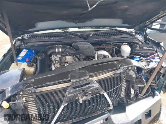 2006 Chevrolet Silverado 2500HD LT3 z VIN 1GCHK23D66F219963, wystawiony jako IAAI lot #42130281 z przebiegiem 331 178 mil mil oraz . Historia ofert i sprzedaży dostępna na DreamBid. Obrazek 10.