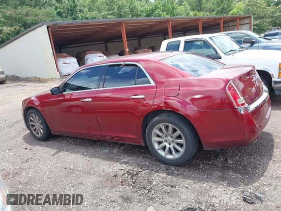 2014 Chrysler 300 C z VIN 2C3CCAEG3EH379888, wystawiony jako IAAI lot #42508878 z przebiegiem 256 320 mil mil oraz . Historia ofert i sprzedaży dostępna na DreamBid. Obrazek 14.