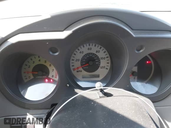 2004 Nissan Frontier XE z VIN 1N6ED29X04C422292, wystawiony jako IAAI lot #42536239 z przebiegiem 50 584 mil mil oraz . Historia ofert i sprzedaży dostępna na DreamBid. Obrazek 7.