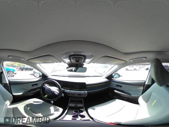 2024 Hyundai Kona Limited с VIN KM8HE3A69RU005482, выставлен на аукционе IAAI как лот 42370879 с пробегом 4 578 миль миль и . История ставок и продаж доступна на DreamBid. Изображение 24.