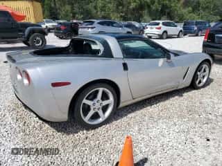 2005 Chevrolet Corvette with VIN 1G1YY24U955127269, listed as a Copart auction lot 65960274 with 23,120 mi miles and Salvage title. Bid and sale history available at DreamBid. Image 3.