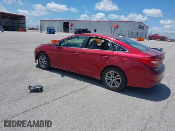 2016 Hyundai Sonata SE с VIN 5NPE24AF6GH417324, выставлен на аукционе IAAI как лот 42545919 с пробегом 125 450 миль миль и . История ставок и продаж доступна на DreamBid. Изображение 3.