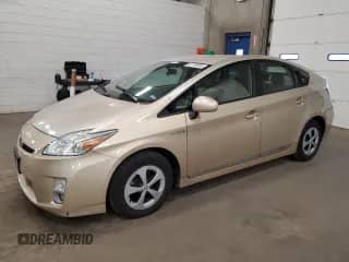 2010 Toyota Prius III with VIN JTDKN3DU2A0117671, listed as a Copart auction lot 82770245 with 203,652 mi miles and Clean title. Bid and sale history available at DreamBid. Image 1.
