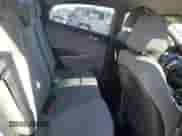 2012 Hyundai Accent GLS z VIN KMHCT4AE1CU251530, wystawiony jako Copart lot #82392105 z przebiegiem 304 077 mil mil oraz Szkoda całkowita • Salvage title. Historia ofert i sprzedaży dostępna na DreamBid. Obrazek 10.