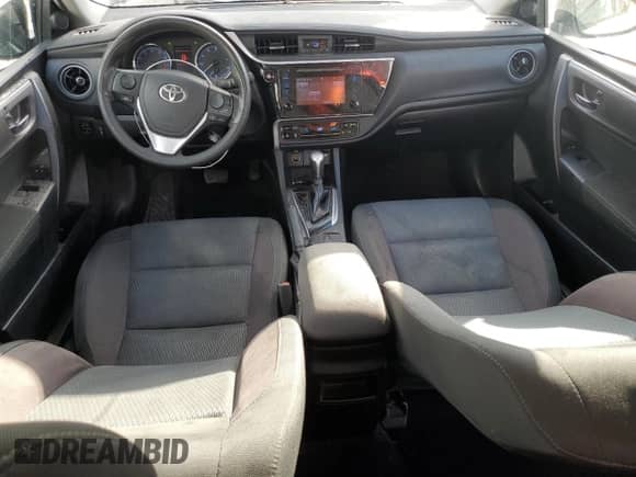 2019 Toyota Corolla LE с VIN 2T1BURHE2KC212652, выставлен на аукционе Copart как лот 84971295 с пробегом 91 249 миль миль и Списание • Salvage title. История ставок и продаж доступна на DreamBid. Изображение 8.