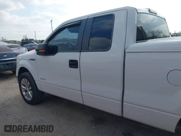 2013 Ford F-150 XL z VIN 1FTFX1CT6DFC49469, wystawiony jako IAAI lot #41531391 z przebiegiem 277 141 mil mil oraz . Historia ofert i sprzedaży dostępna na DreamBid. Obrazek 14.