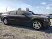 2006 Dodge Magnum R/T with VIN 2D8GV57256H454061, listed as a Copart auction lot 69514605 with 215,917 mi miles and Clean title. Bid and sale history available at DreamBid. Image 4.