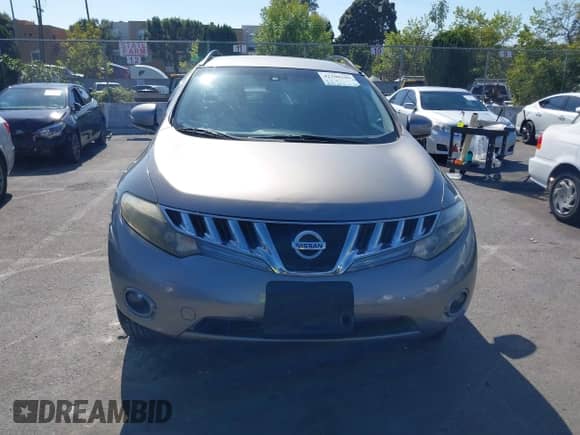 2009 Nissan Murano S with VIN JN8AZ18U69W031100, listed as a IAAI auction lot 42108180 with 184,720 mi miles and . Bid and sale history available at DreamBid. Image 12.