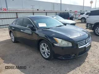 2014 Nissan Maxima S z VIN 1N4AA5AP6EC493379, wystawiony jako IAAI lot #42399965 z przebiegiem 161 147 mil mil oraz . Historia ofert i sprzedaży dostępna na DreamBid. Obrazek 1.