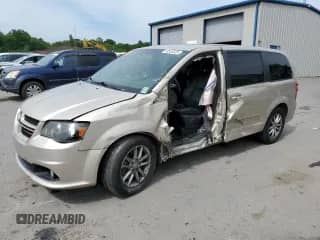 2014 Dodge Grand Caravan R/T with VIN 2C4RDGEG1ER202921, listed as a Copart auction lot 62523525 with 96,045 mi miles and Salvage title. Bid and sale history available at DreamBid. Image 1.