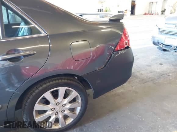 2006 Honda Accord EX-L with VIN 1HGCM66526A007057, listed as a IAAI auction lot 43130889 with 218,563 mi miles and . Bid and sale history available at DreamBid. Image 6.