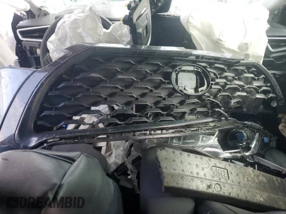 2022 Toyota Corolla Cross L z VIN 7MUAAAAG4NV031376, wystawiony jako Copart lot #58899865 z przebiegiem Nie podano mil oraz Nie do naprawy • Non repairable. Historia ofert i sprzedaży dostępna na DreamBid. Obrazek 8.