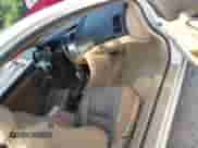 2005 Honda Accord EX-L z VIN 1HGCM82705A004546, wystawiony jako IAAI lot #42452679 z przebiegiem 237 797 mil mil oraz . Historia ofert i sprzedaży dostępna na DreamBid. Obrazek 5.