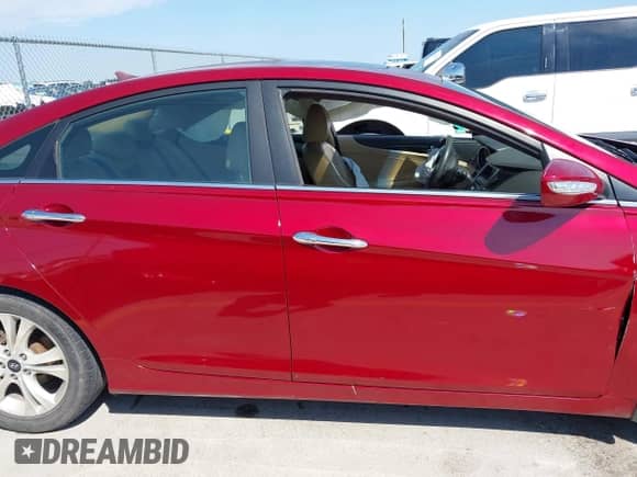 2011 Hyundai Sonata Limited with VIN 5NPEC4AC2BH143907, listed as a IAAI auction lot 43142066 with 194,877 mi miles and . Bid and sale history available at DreamBid. Image 14.