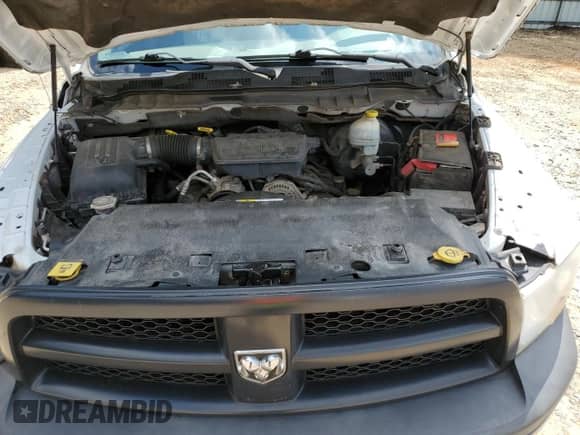 2012 Ram 1500 ST z VIN 1C6RD7FP5CS315773, wystawiony jako Copart lot #65696485 z przebiegiem 93 355 mil mil oraz Szkoda całkowita • Salvage title. Historia ofert i sprzedaży dostępna na DreamBid. Obrazek 11.