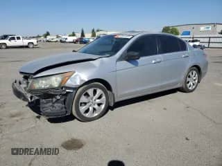 2010 Honda Accord EX с VIN 1HGCP2F72AA172181, выставлен на аукционе Copart как лот 82249335 с пробегом 174 745 миль миль и Списание • Salvage title. История ставок и продаж доступна на DreamBid. Изображение 1.