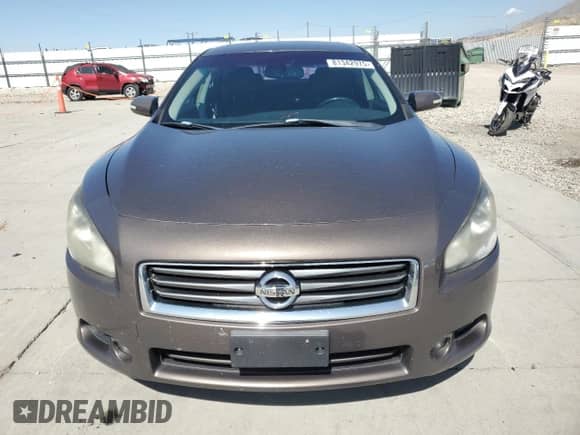 2014 Nissan Maxima SV z VIN 1N4AA5AP2EC430702, wystawiony jako Copart lot #81342975 z przebiegiem 101 413 mil mil oraz Szkoda całkowita • Salvage title. Historia ofert i sprzedaży dostępna na DreamBid. Obrazek 5.