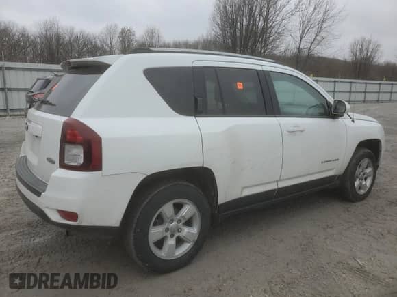 2017 Jeep Compass Latitude with VIN 1C4NJCEA7HD146440, listed as a Copart auction lot 44908945 with 146,976 mi miles and Clean title. Bid and sale history available at DreamBid. Image 3.
