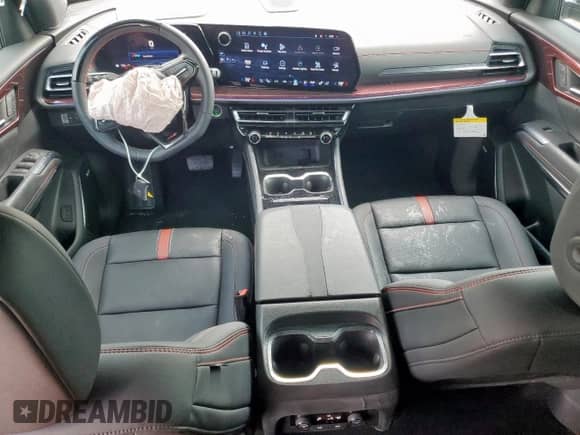 2024 Chevrolet Traverse FWD RS с VIN 1GNERLKS9RJ176278, выставлен на аукционе Copart как лот 54758005 с пробегом 7 743 миль миль и Списание • Salvage title. История ставок и продаж доступна на DreamBid. Изображение 8.
