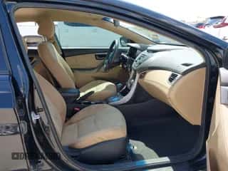 2013 Hyundai Elantra Limited с VIN 5NPDH4AE0DH402752, выставлен на аукционе IAAI как лот 43124815 с пробегом 116 301 миль миль и . История ставок и продаж доступна на DreamBid. Изображение 5.