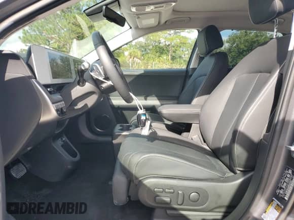 2023 Hyundai Ioniq 5 Limited с VIN KM8KR4AE2PU231237, выставлен на аукционе Copart как лот 81578365 с пробегом 10 620 миль миль и Списание • Salvage title. История ставок и продаж доступна на DreamBid. Изображение 7.