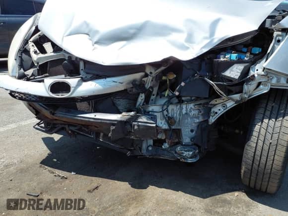 2009 Toyota Sienna LE z VIN 5TDZK23C29S271137, wystawiony jako IAAI lot #42784804 z przebiegiem 325 703 mil mil oraz . Historia ofert i sprzedaży dostępna na DreamBid. Obrazek 6.