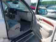 2005 Cadillac Escalade ESV with VIN 3GYFK66N35G218053, listed as a IAAI auction lot 42314712 with 205,351 mi miles and . Bid and sale history available at DreamBid. Image 5.