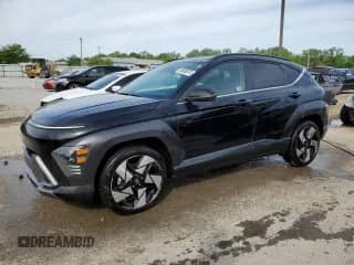 2024 Hyundai Kona Limited с VIN KM8HE3A33RU051539, выставлен на аукционе Copart как лот 56608975 с пробегом 19 968 миль миль и На запчасти • Non repairable. История ставок и продаж доступна на DreamBid. Изображение 1.