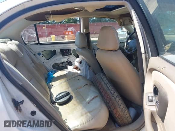 2000 Chevrolet Malibu LS с VIN 1G1NE52J8Y6230414, выставлен на аукционе IAAI как лот 42824992 с пробегом Не указан миль и . История ставок и продаж доступна на DreamBid. Изображение 8.