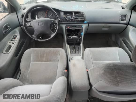 1997 Honda Accord with VIN 1HGCE6641VA021213, listed as a Copart auction lot 70542035 with 198,076 mi miles and Salvage title. Bid and sale history available at DreamBid. Image 8.