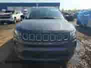 2022 Jeep Compass Latitude Lux z VIN 3C4NJDFB0NT178472, wystawiony jako Copart lot #56954495 z przebiegiem 93 994 mil mil oraz Nie do naprawy • Non repairable. Historia ofert i sprzedaży dostępna na DreamBid. Obrazek 5.