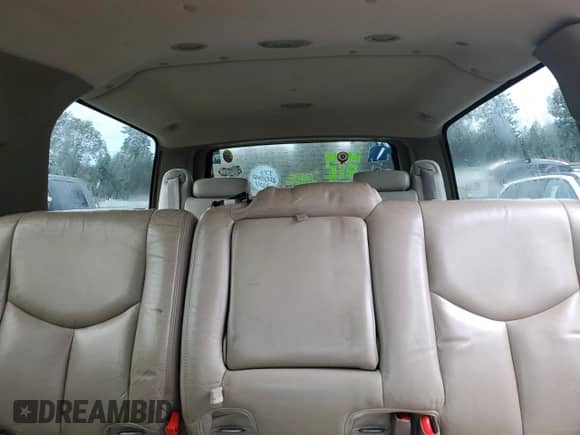 2003 Chevrolet Suburban Z71 with VIN 3GNFK16Z83G133869, listed as a Copart auction lot 85948315 with 236,789 mi miles and Salvage title. Bid and sale history available at DreamBid. Image 10.