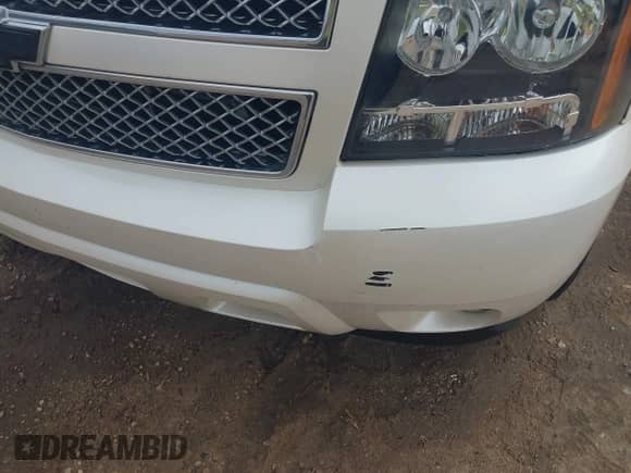 2008 Chevrolet Suburban LTZ с VIN 1GNFK16328R221447, выставлен на аукционе IAAI как лот 42727159 с пробегом 205 987 миль миль и . История ставок и продаж доступна на DreamBid. Изображение 6.