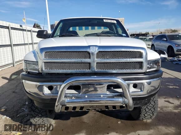 1999 Dodge 2500 with VIN 1B7KF2365XJ579056, listed as a Copart auction lot 85913874 with 283,433 mi miles and Clean title. Bid and sale history available at DreamBid. Image 5.
