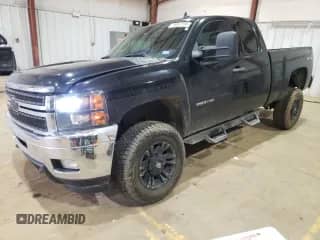 2011 Chevrolet Silverado 2500HD LT с VIN 1GC2KXC80BZ223229, выставлен на аукционе Copart как лот 89387595 с пробегом 127 101 миль миль и Списание • Salvage title. История ставок и продаж доступна на DreamBid. Изображение 1.