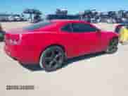 2010 Chevrolet Camaro LS z VIN 2G1FA1EV8A9191412, wystawiony jako IAAI lot #43449889 z przebiegiem 153 253 mil mil oraz . Historia ofert i sprzedaży dostępna na DreamBid. Obrazek 4.