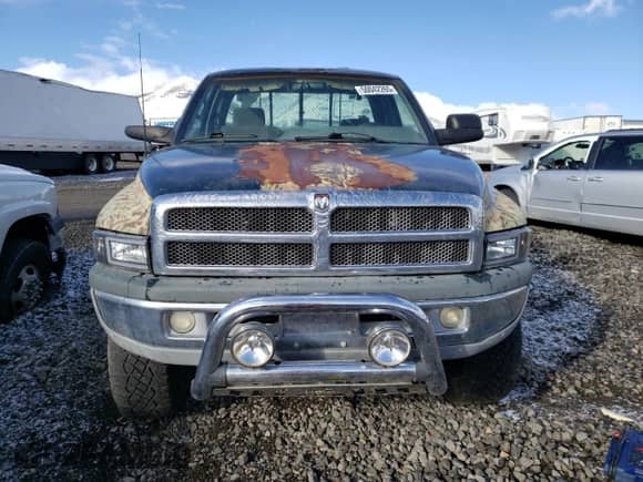 1996 Dodge 2500 with VIN 3B7KF23W8TM193308, listed as a Copart auction lot 50042265 with 177,447 mi miles and Salvage title. Bid and sale history available at DreamBid. Image 5.