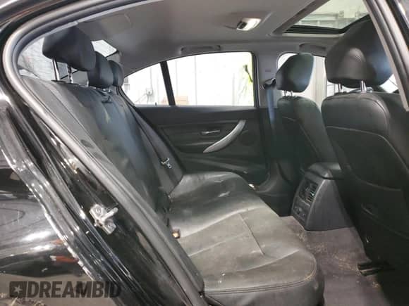 2014 BMW 3 Series 328d xDrive с VIN WBA3D5C51EKX96269, выставлен на аукционе Copart как лот 67016435 с пробегом 154 236 миль миль и На запчасти • Non repairable. История ставок и продаж доступна на DreamBid. Изображение 10.