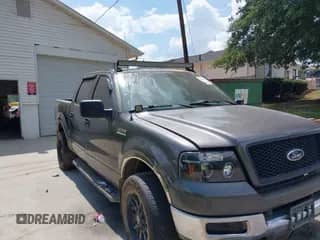 2004 Ford F-150 XLT с VIN 1FTRW14W54KC03745, выставлен на аукционе IAAI как лот 42726871 с пробегом 267 390 миль миль и . История ставок и продаж доступна на DreamBid. Изображение 1.