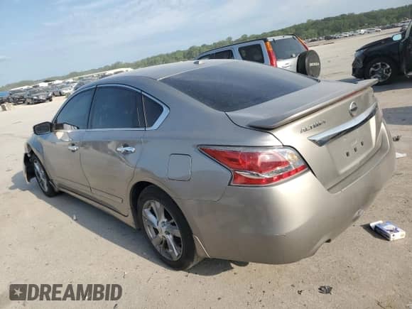 2015 Nissan Altima SV с VIN 1N4AL3AP5FC115795, выставлен на аукционе Copart как лот 64991495 с пробегом 181 452 миль миль и Списание • Salvage title. История ставок и продаж доступна на DreamBid. Изображение 2.