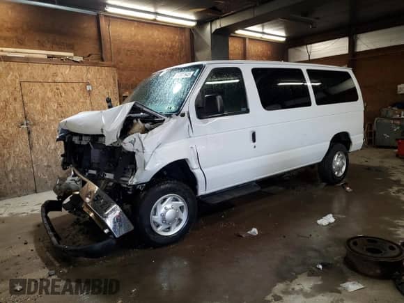 2011 Ford Econoline Cargo с VIN 1FDNE3BL4BDB29110, выставлен на аукционе Copart как лот 57307945 с пробегом Не указан миль и Списание • Salvage title. История ставок и продаж доступна на DreamBid. Изображение 1.