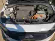 2019 Hyundai Ioniq Blue z VIN KMHC65LC6KU117149, wystawiony jako Copart lot #55518492 z przebiegiem 60 196 mil mil oraz . Historia ofert i sprzedaży dostępna na DreamBid. Obrazek 7.