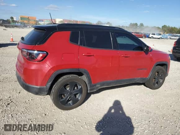 2021 Jeep Compass Altitude with VIN 3C4NJDBB7MT533688, listed as a Copart auction lot 86107915 with 70,146 mi miles and Salvage title. Bid and sale history available at DreamBid. Image 3.