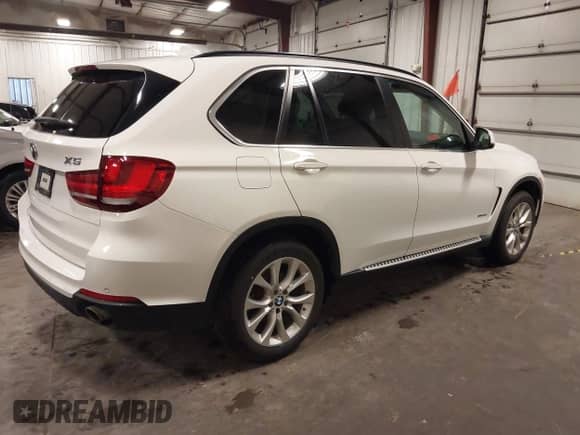 2016 BMW X5 xDrive35i с VIN 5UXKR0C55G0P23888, выставлен на аукционе IAAI как лот 43257727 с пробегом 72 153 миль миль и . История ставок и продаж доступна на DreamBid. Изображение 4.