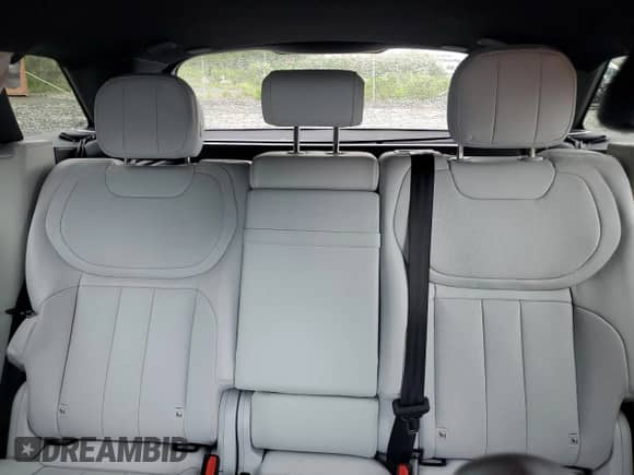 2025 Land Rover Range Rover Sport SE with VIN SAL1P9EU9SA450560, listed as a Copart auction lot 60053665 with 3,384 mi miles and Salvage title. Bid and sale history available at DreamBid. Image 10.