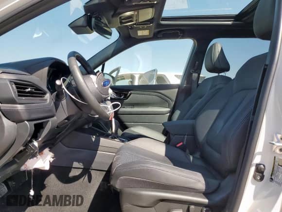 2025 Subaru Forester Limited с VIN JF2SLDRC9SH443774, выставлен на аукционе Copart как лот 86786565 с пробегом 4 782 миль миль и Списание • Salvage title. История ставок и продаж доступна на DreamBid. Изображение 7.