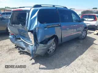 2007 Hyundai Entourage GLS z VIN KNDMC233276030277, wystawiony jako IAAI lot #43347742 z przebiegiem 194 598 mil mil oraz . Historia ofert i sprzedaży dostępna na DreamBid. Obrazek 4.