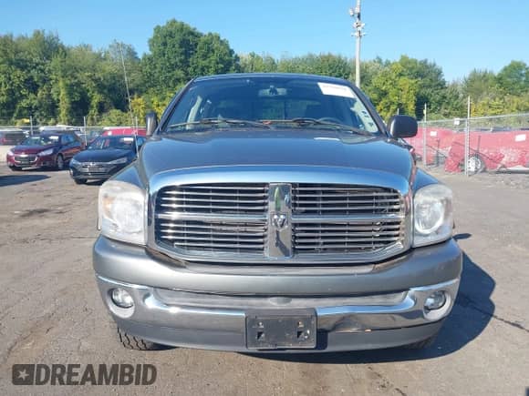 2008 Dodge 1500 SLT с VIN 1D7HU182X8S503415, выставлен на аукционе IAAI как лот 43220628 с пробегом 134 805 миль миль и . История ставок и продаж доступна на DreamBid. Изображение 12.